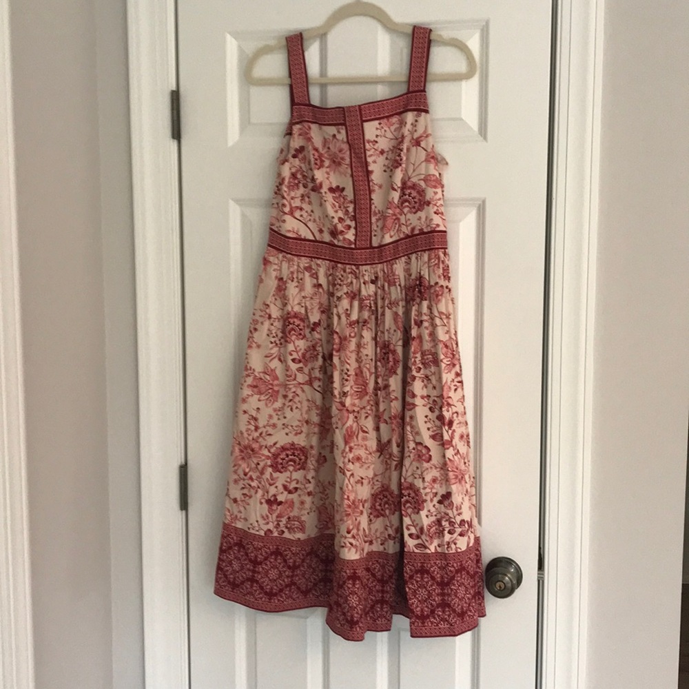 Gal Meets Glam floral dress